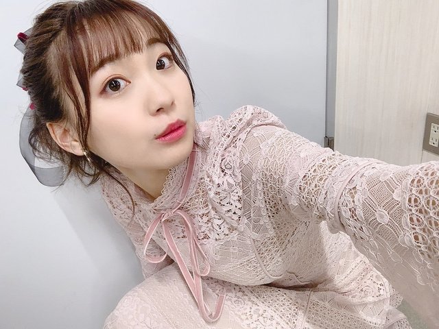 斉藤朱夏の本名や経歴って 彼氏や話題の腹筋についてもリサーチ Moely アニメや声優 2 5次元俳優のニュースをお届け